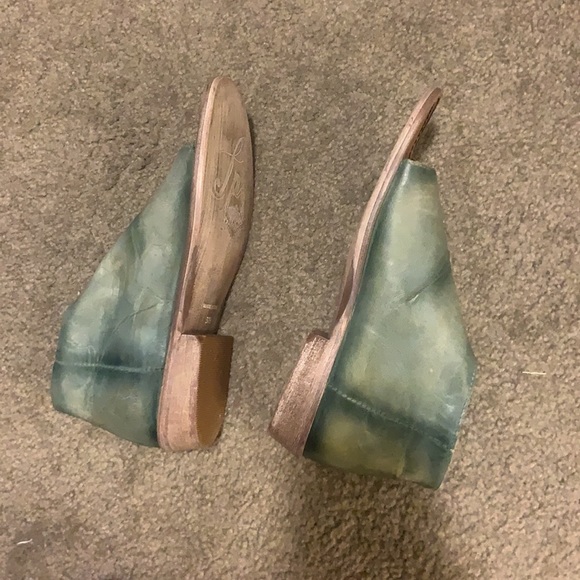 Sandals - Picture 2 of 5